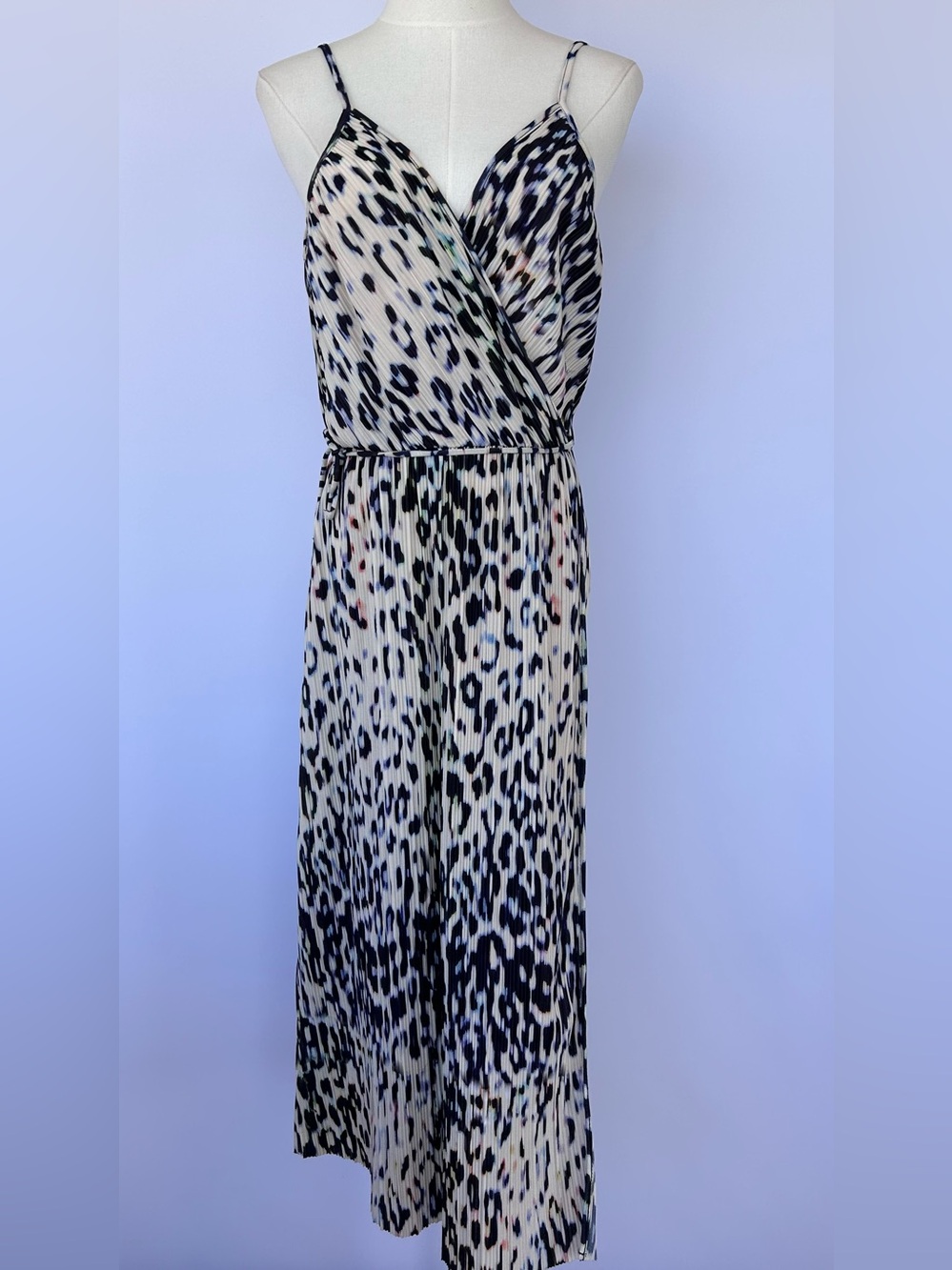 H & M Women’s Pleated Wrapover Dress Beige/Leopard Print Size Medium